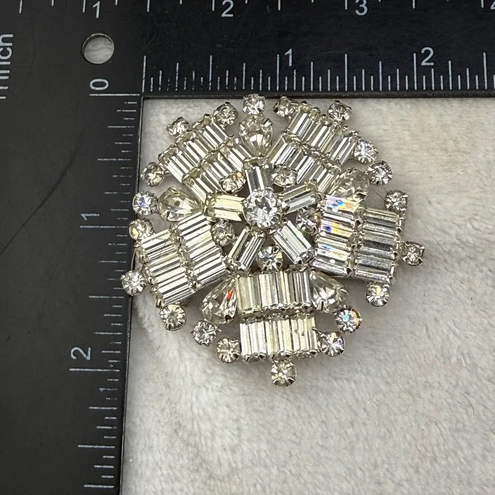 Vintage Kramer NY Brooch Snowflake Clear Rhinestone Baguette Pear Statement